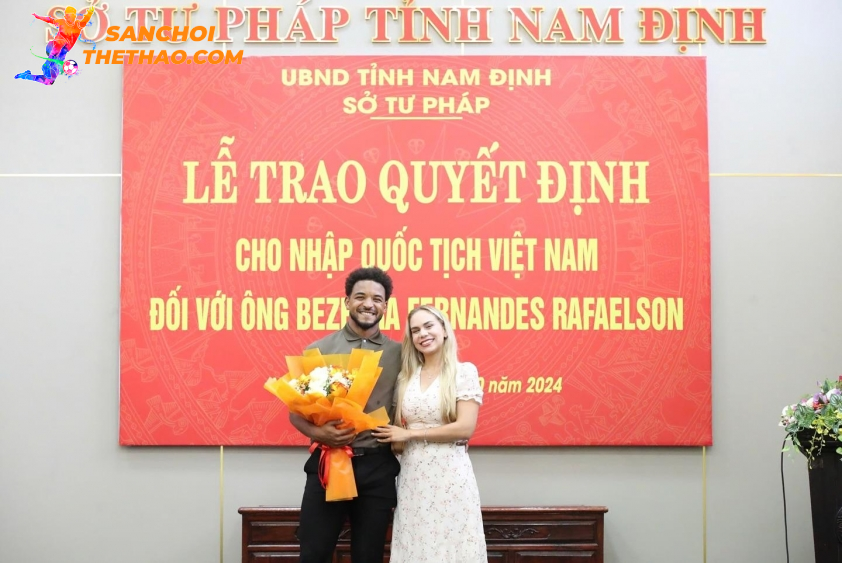 Marcele luôn bên cạnh Xuân Son