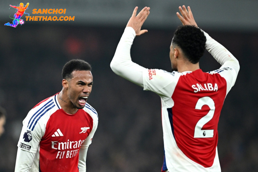 Thắng Tottenham là bước ngoặt cho Arsenal?