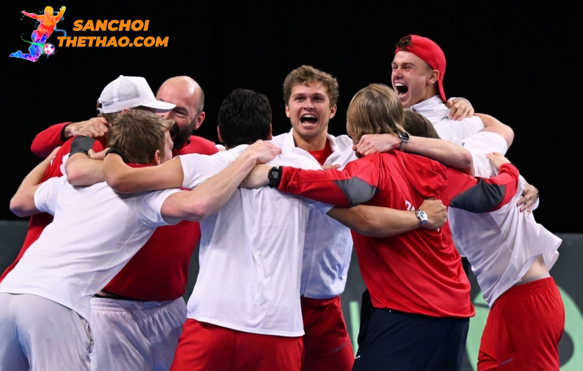 Niềm vui của đội tuyển Davis Cup Đan Mạch (Ảnh: Getty)